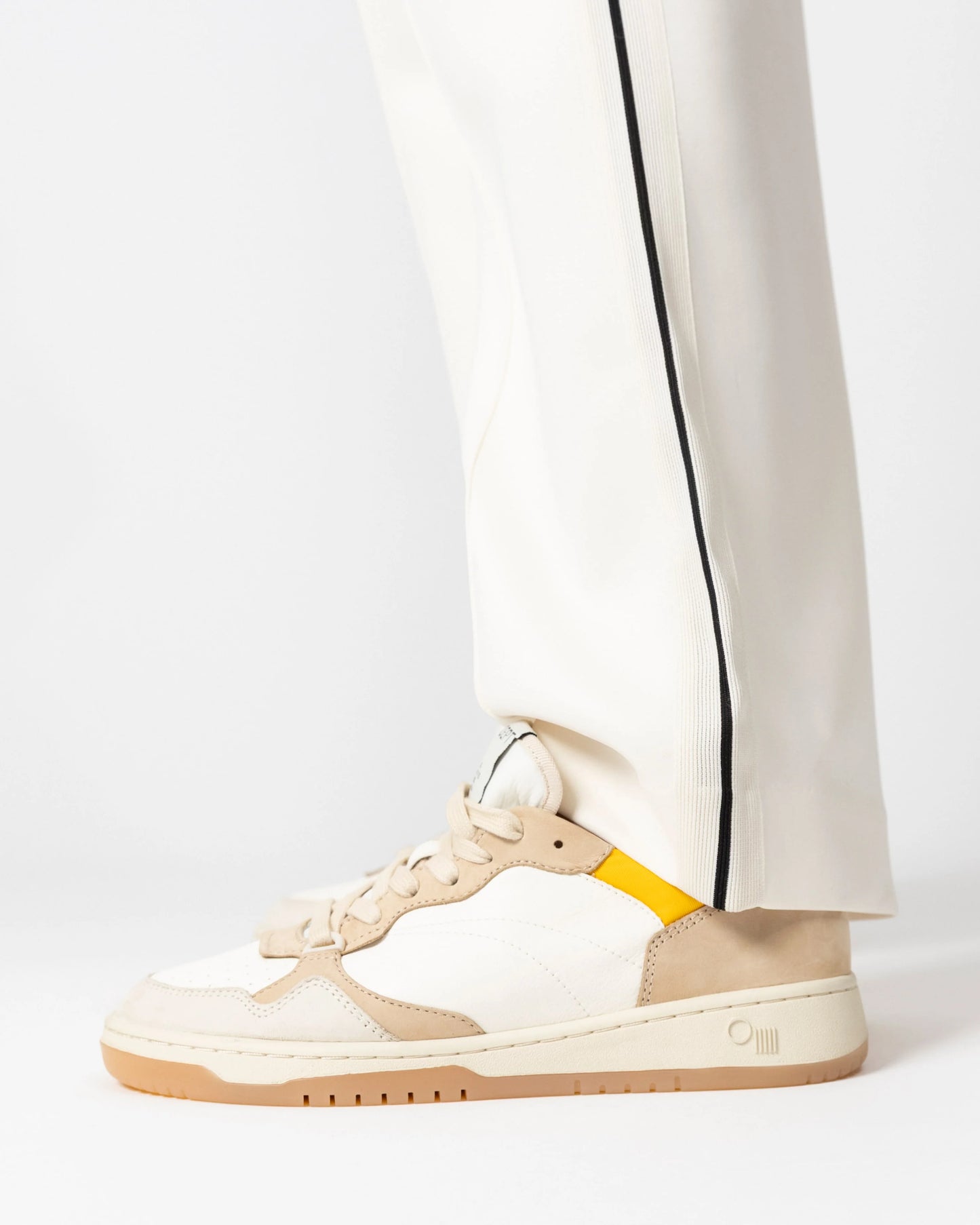Phoenix Courtside Sneaker in Vanilla