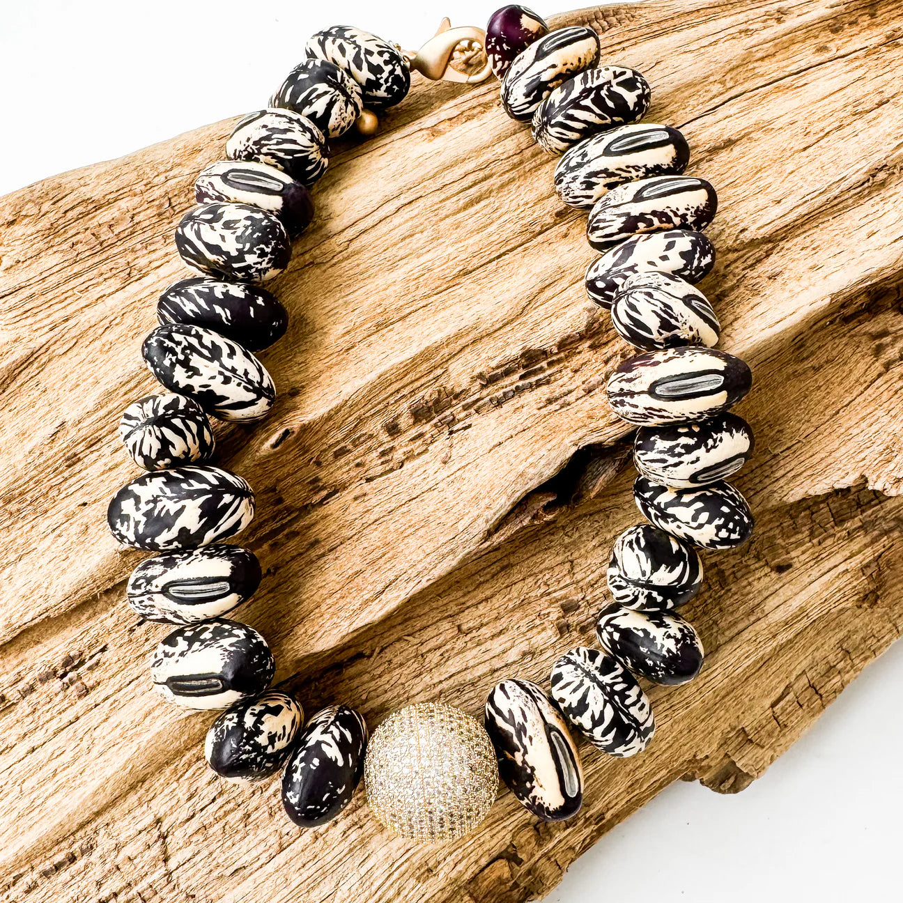 The Amara Necklace