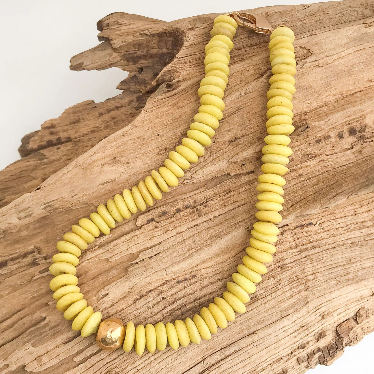 Heishi Clay Choker w/ Hammered Ball