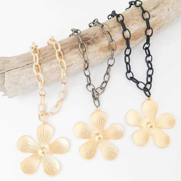 Etched Chain w/ Daisy