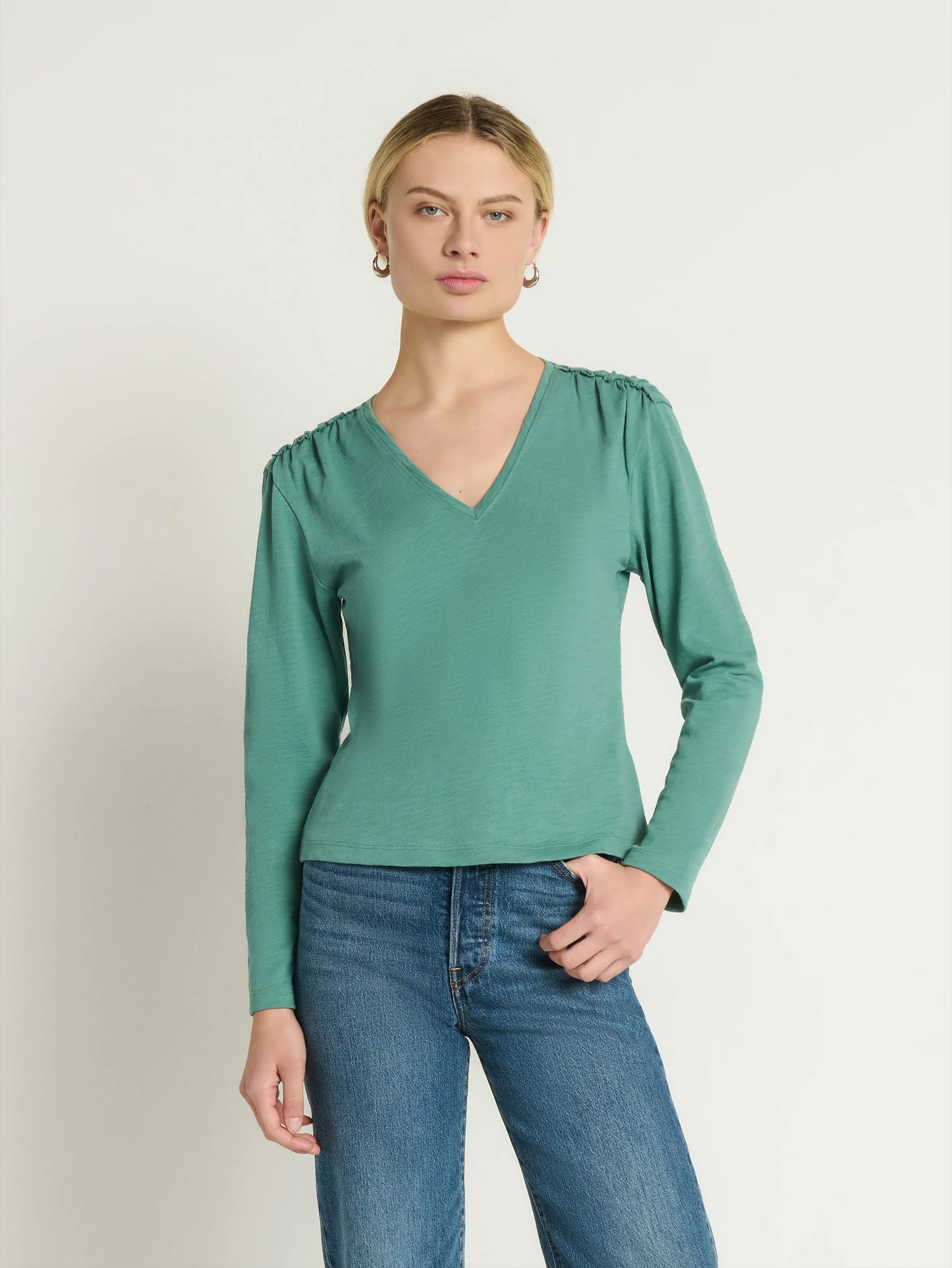 Remi V-Neck Top in Sagebrush