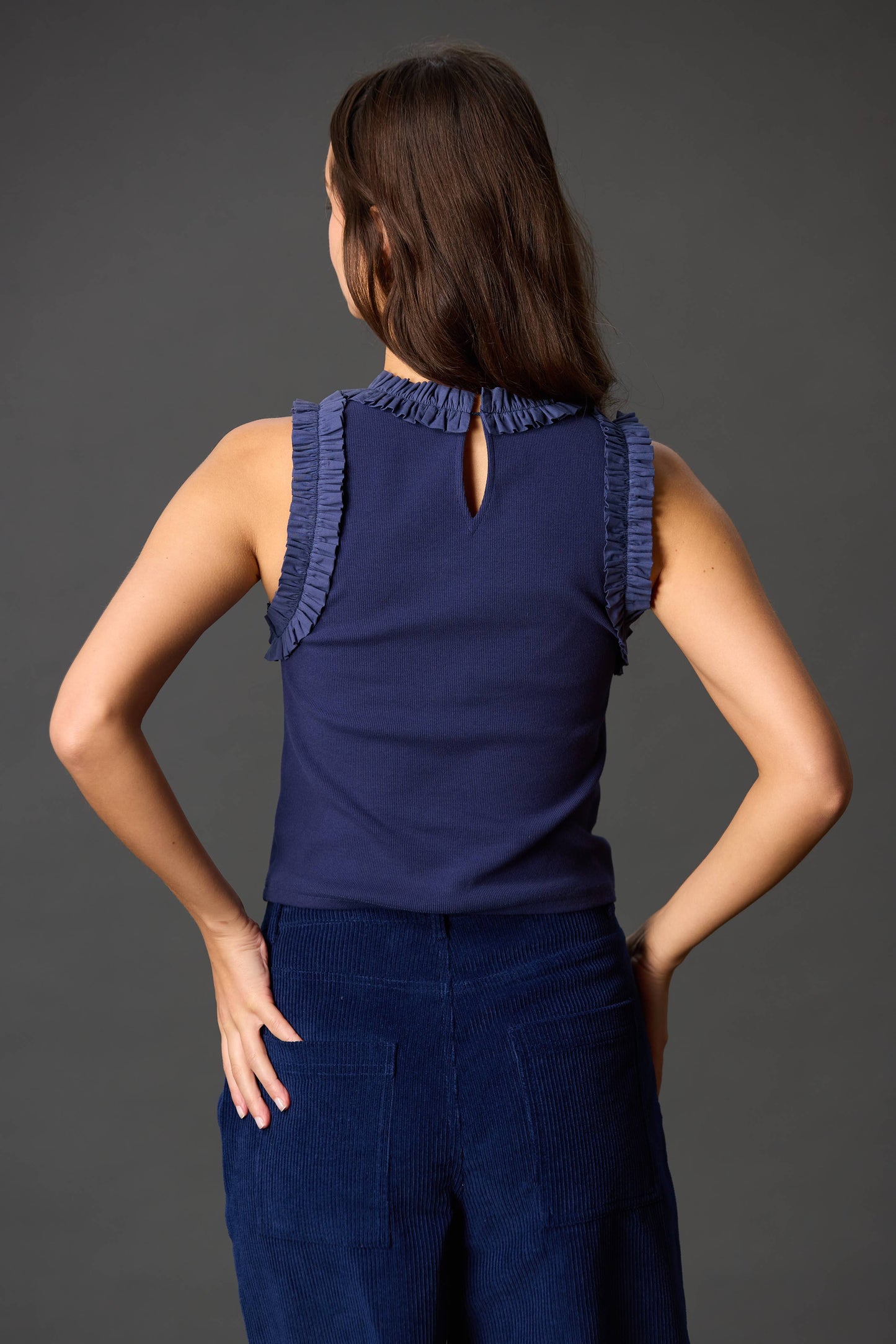Ruffle Poplin Contrast Ribbed Sleeveless Top