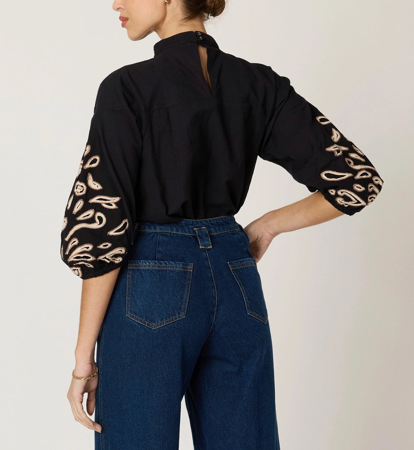 Clarissa Blouse in Black/Ivory