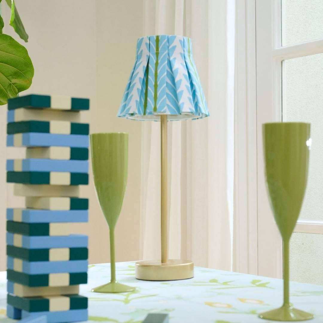 Garden Party Scalloped Acrylic Champagne Flutes, Green (Set of 4) – SumnerEdit