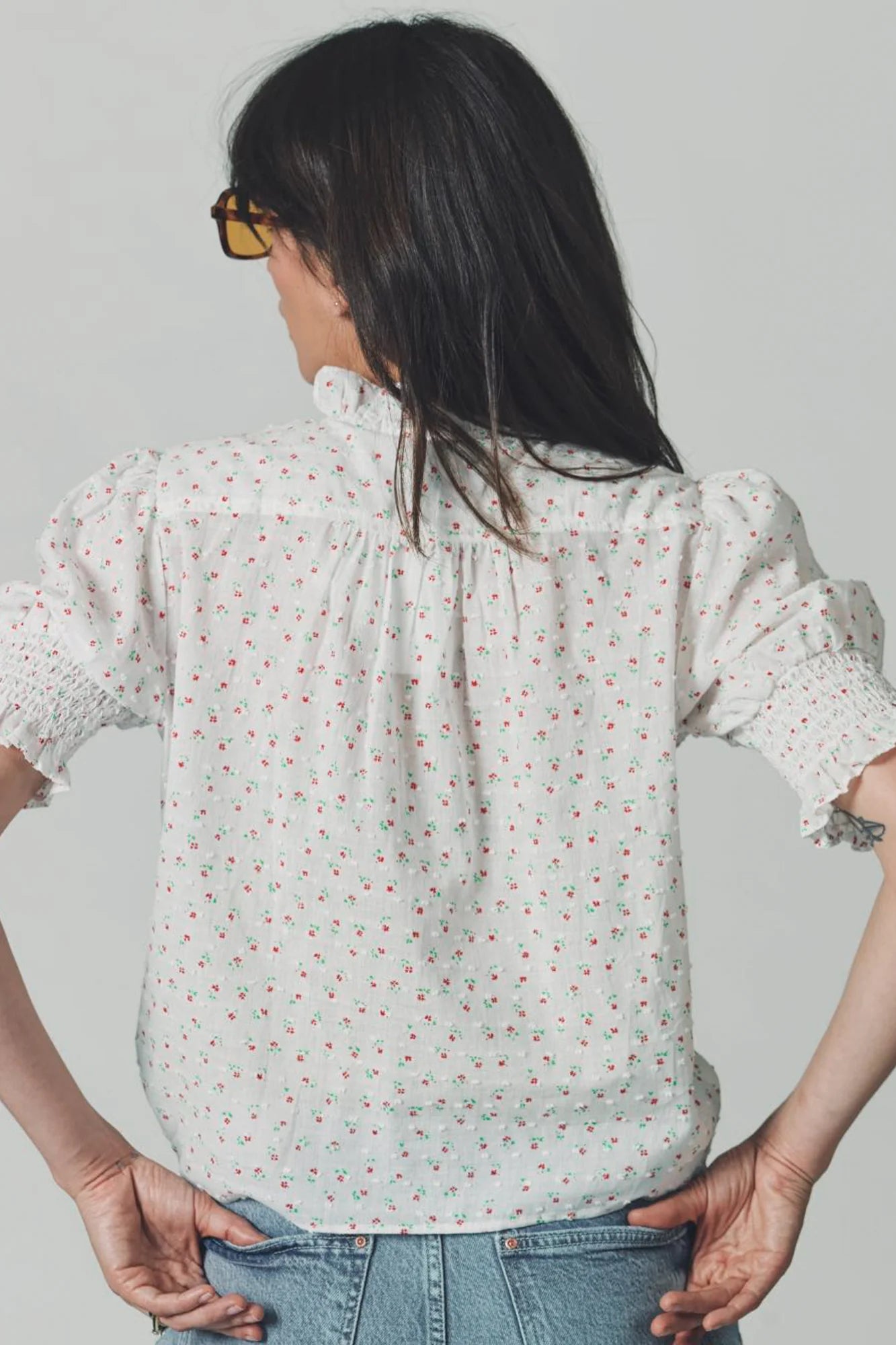The Nicole Shirt in White Floral