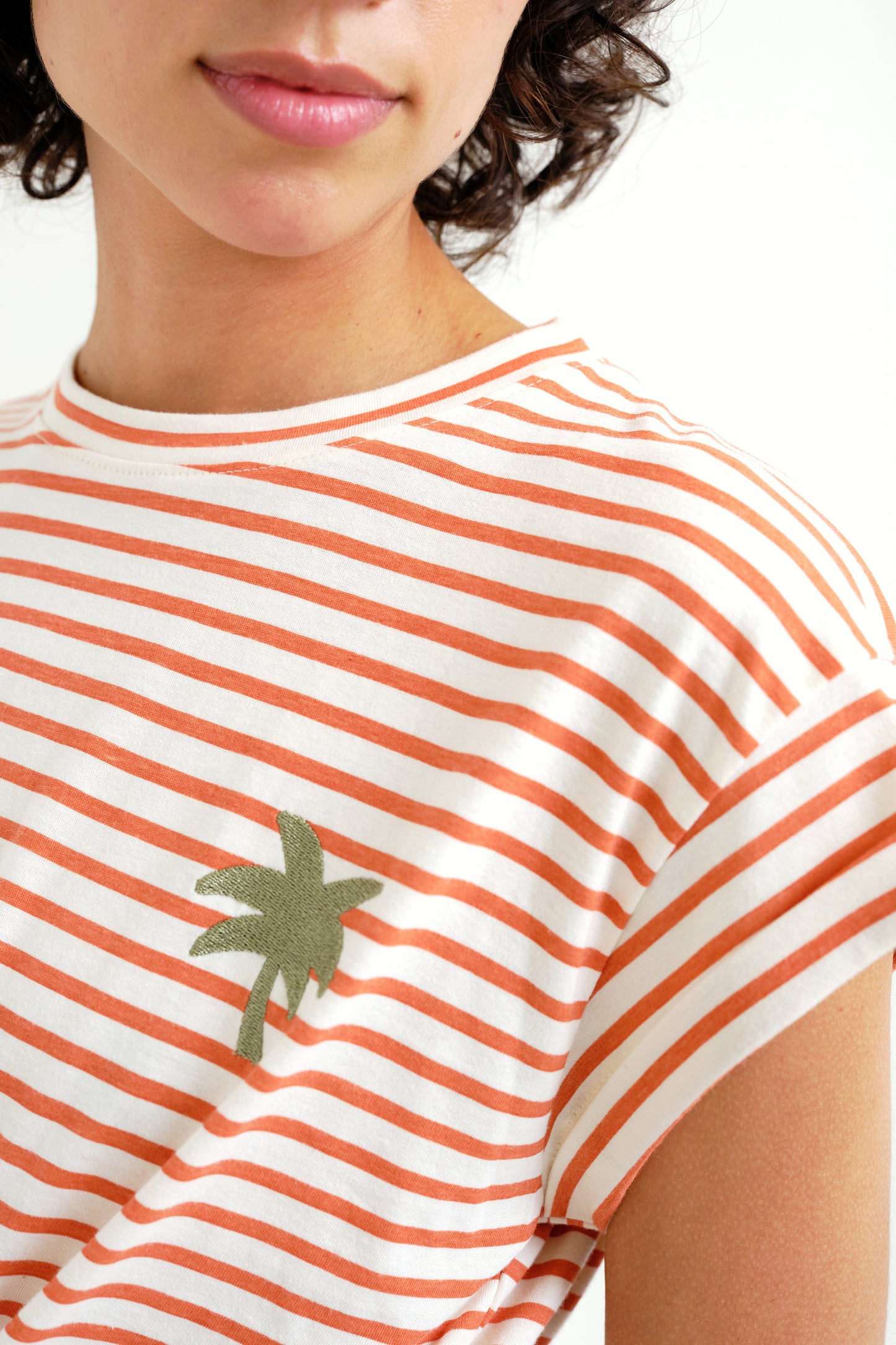 Island Palms Tee