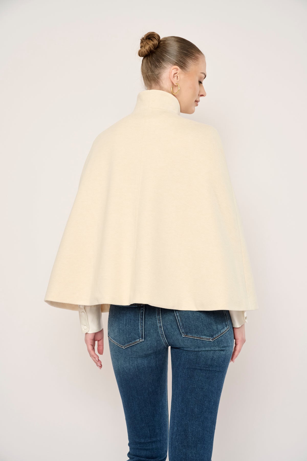 Sage Cape