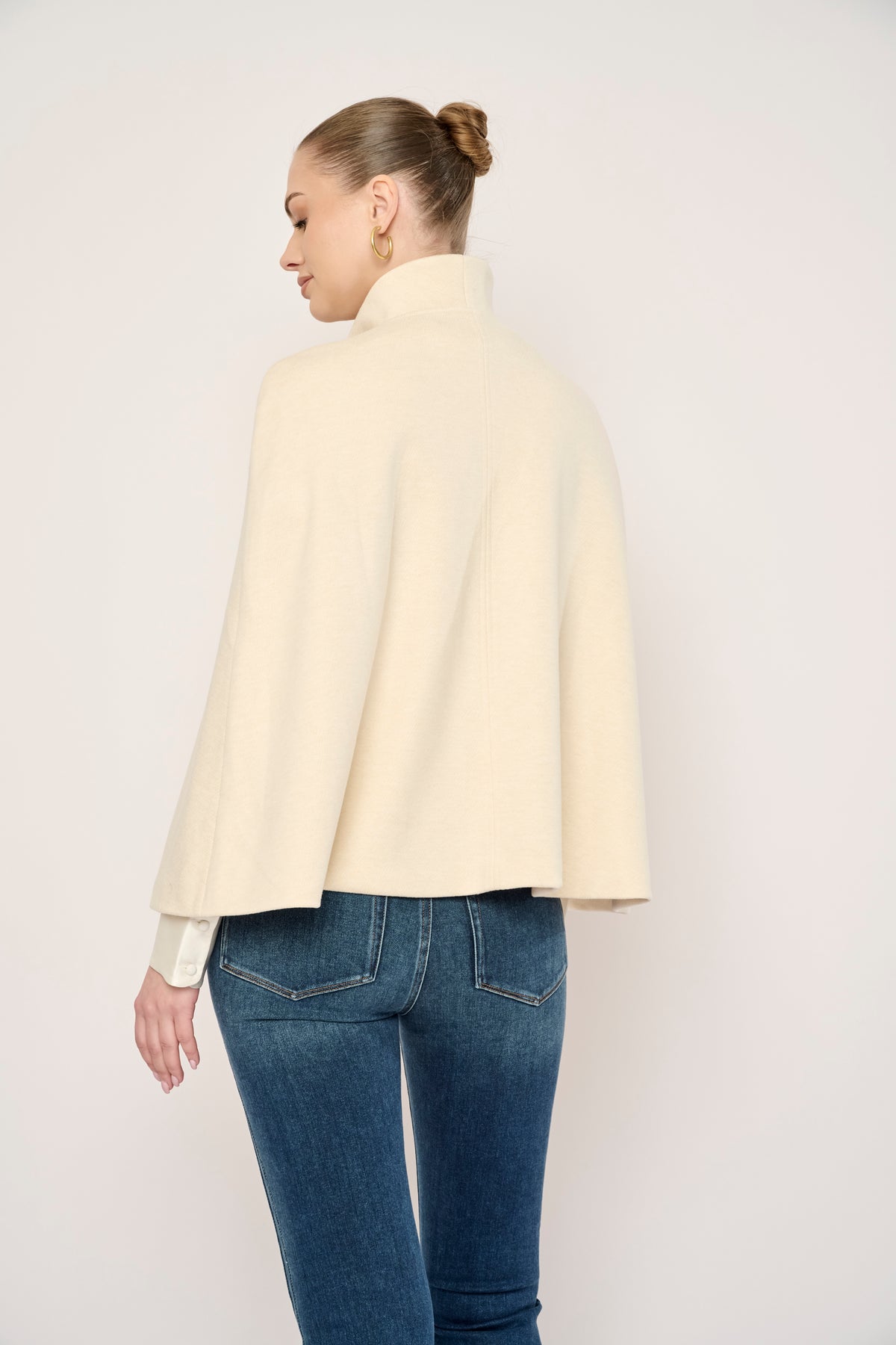 Sage Cape