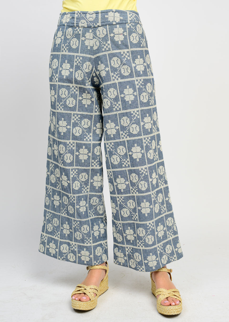 Chambray Embroidered Pant