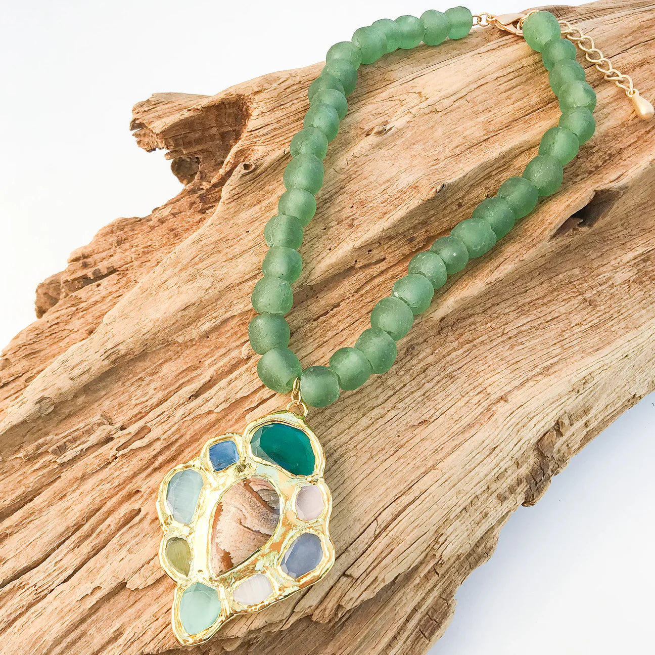 Gloria Pendant Necklace