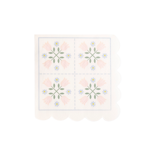 PLNP252 - Spring Quilt Scallop Paper Cocktail Napkin