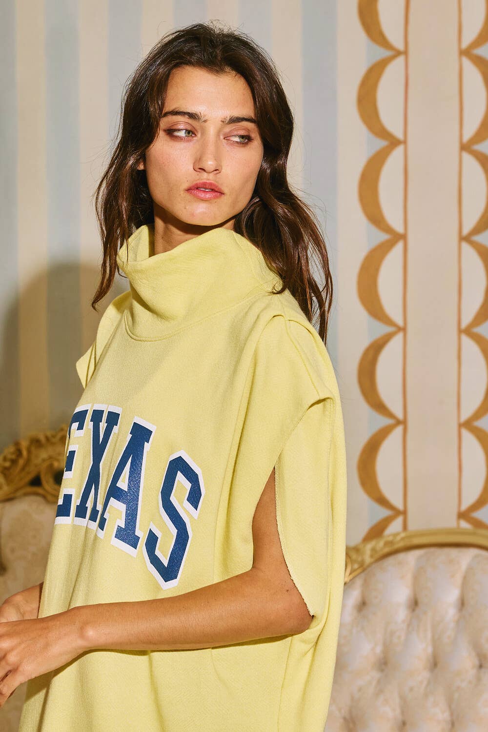 Georgia Oversized Muscle Capelet