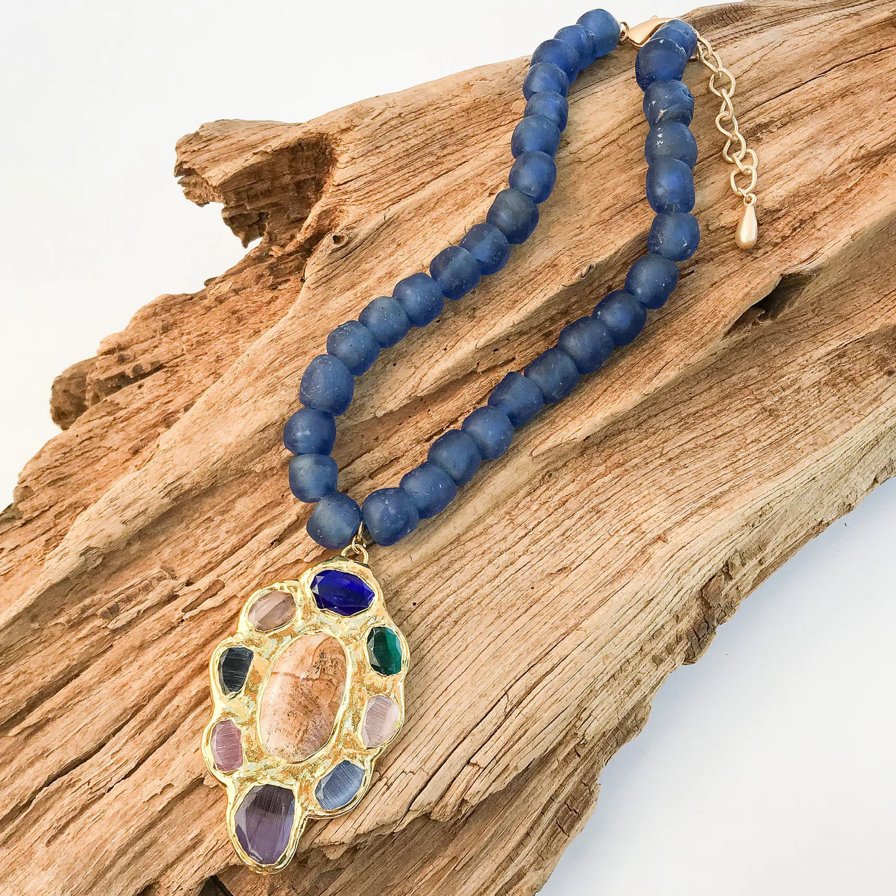 Gloria Pendant Necklace