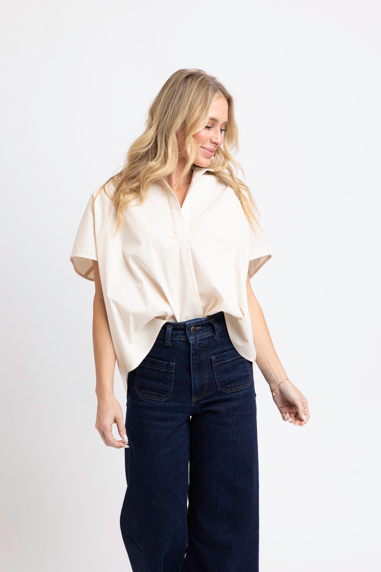Solid Poplin Collar VNeck Top