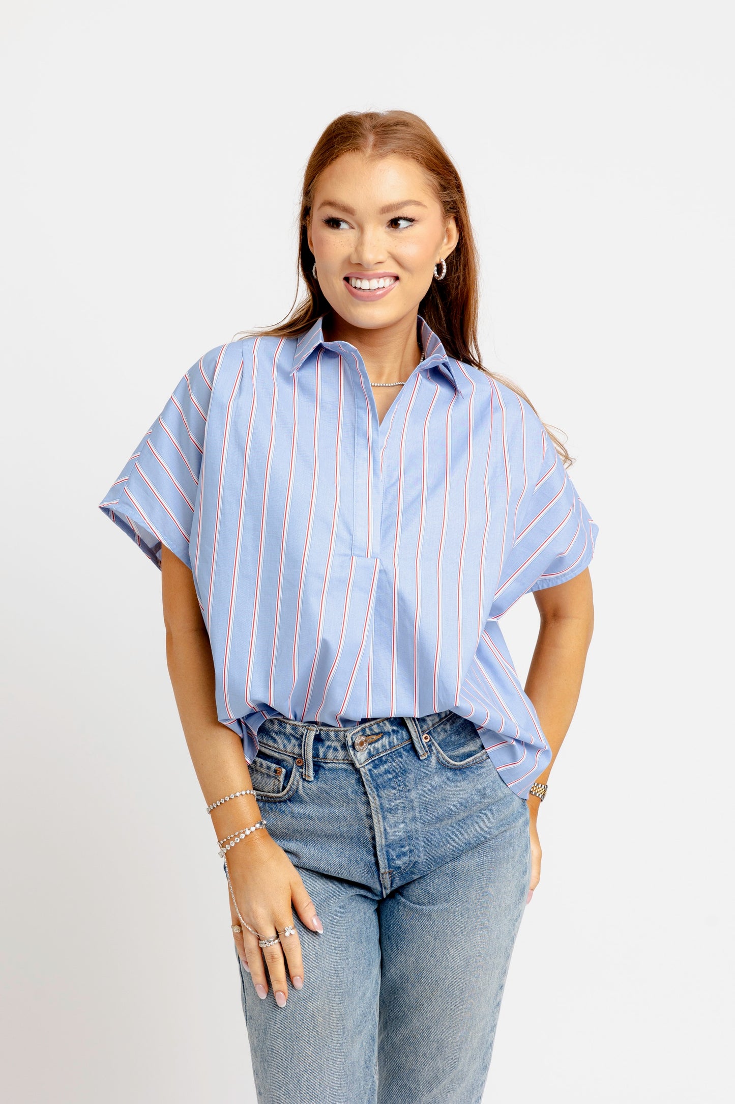 Poplin VNeck Signature Top