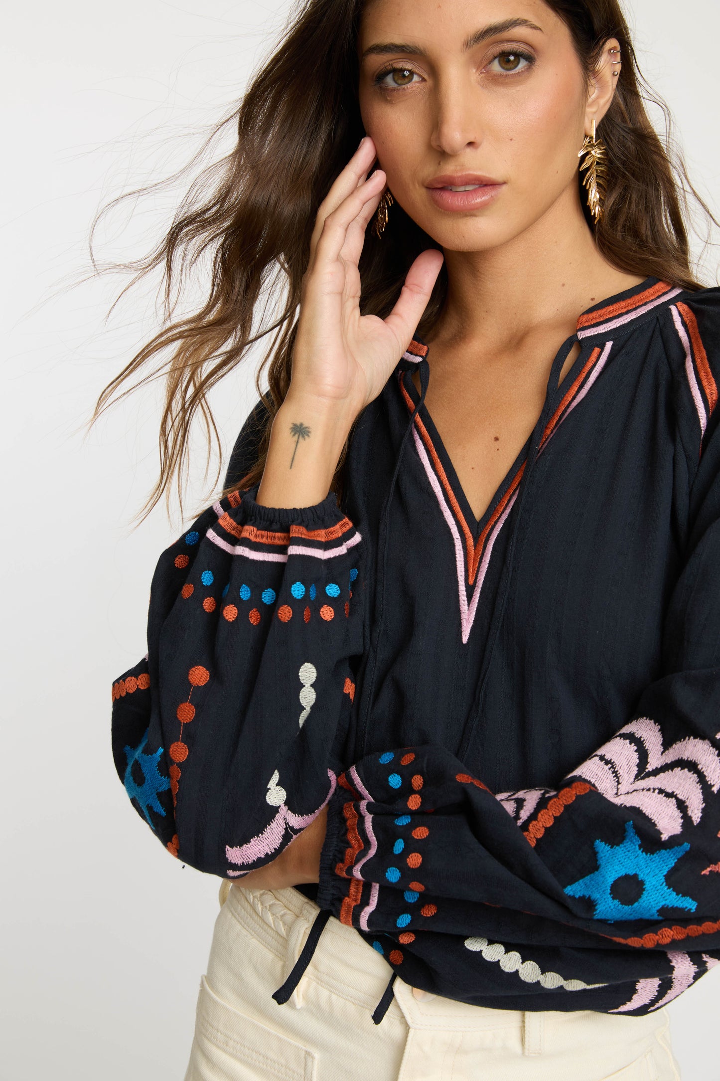 Phoebe Top in Peacoat Navy Palm Embroidery
