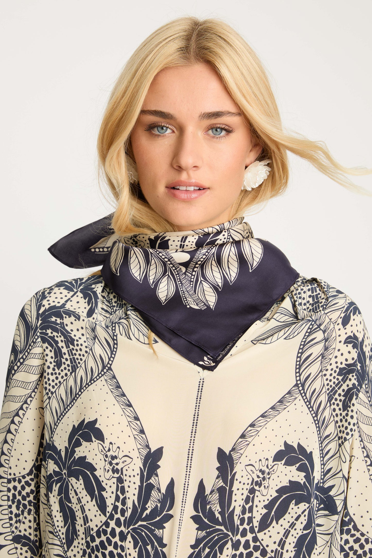Renee Scarf