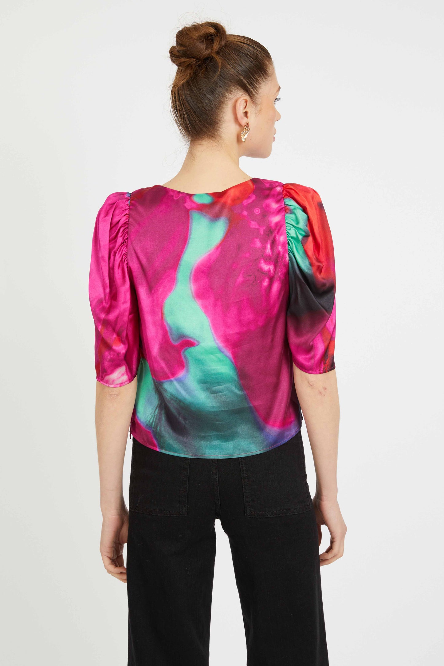Arden Top in Blur Iris Bloom