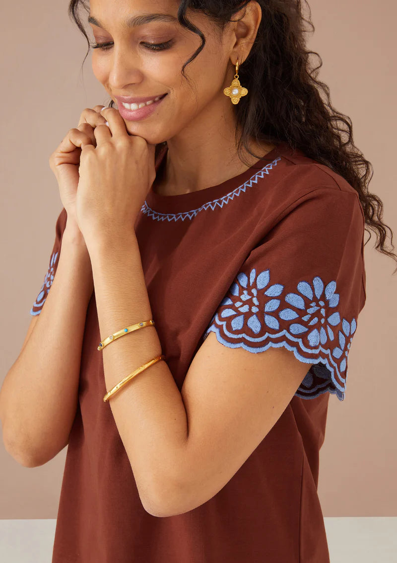 Chloe Tee