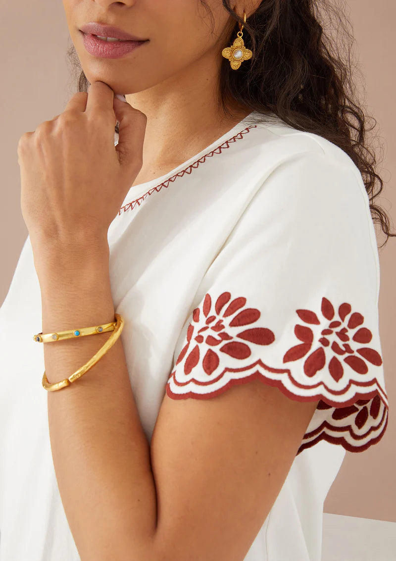 Chloe Tee