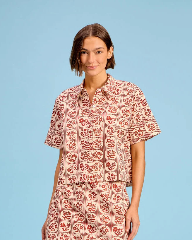 Club Shirt in Brick Bloom