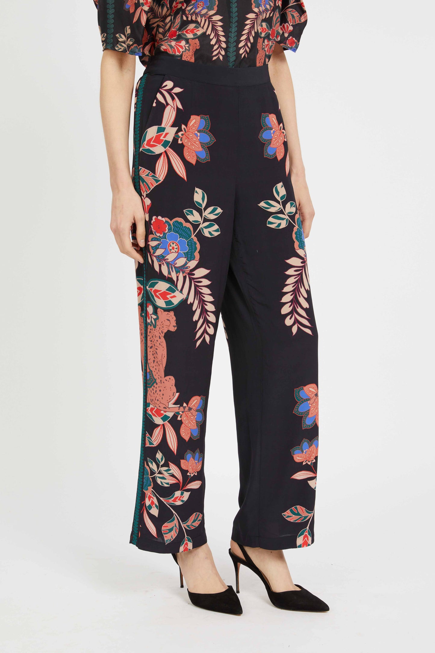 Maxine Pant in Zulu Prince Cheetah