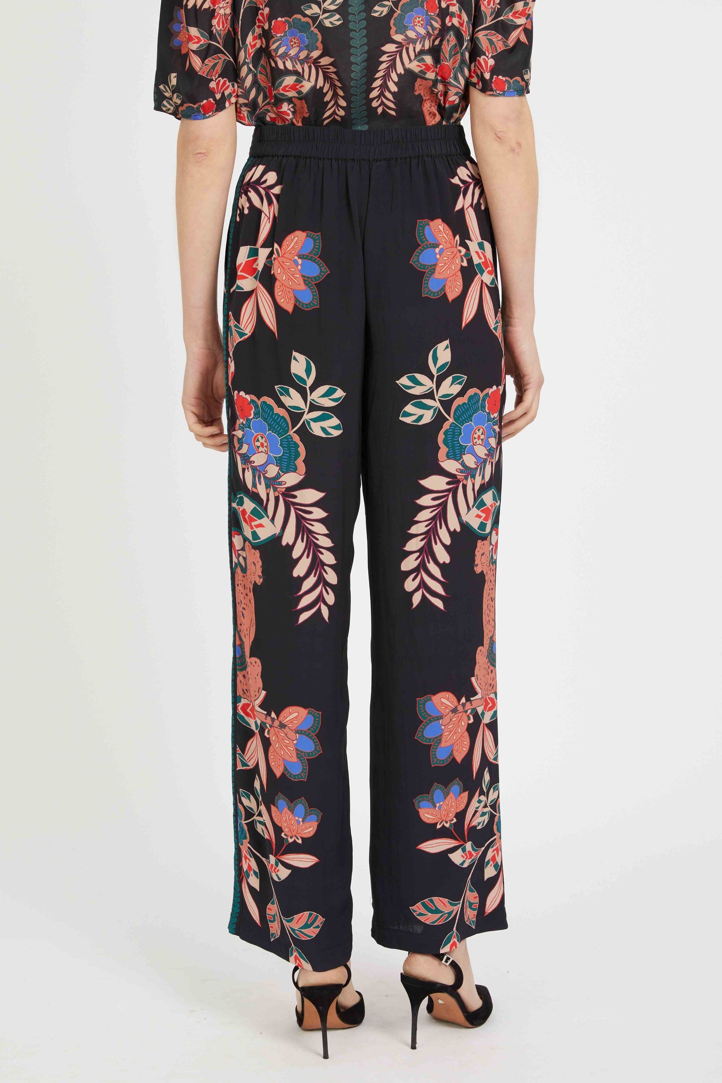 Maxine Pant in Zulu Prince Cheetah