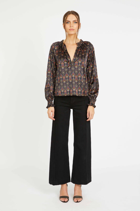 Vickie Top in Giraffe Bouquet