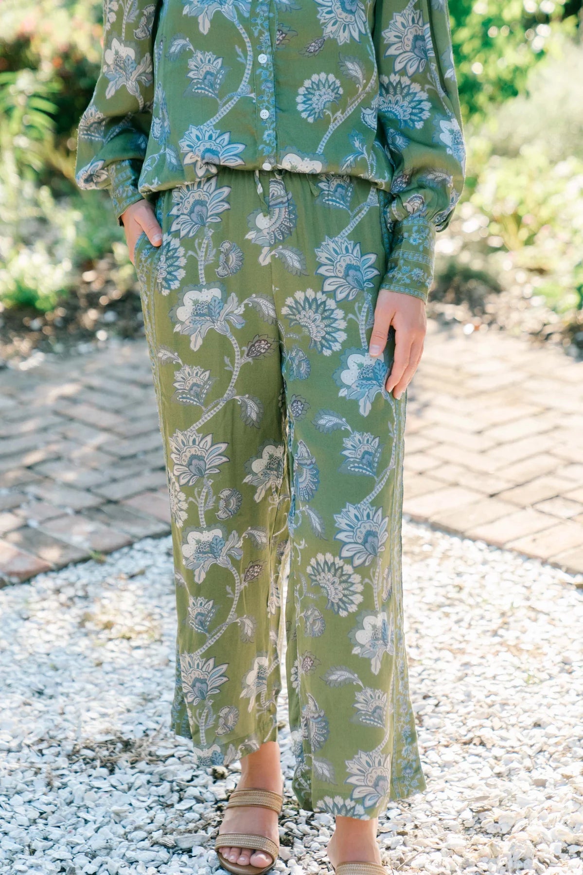 Zara Pant in Ivory Vine