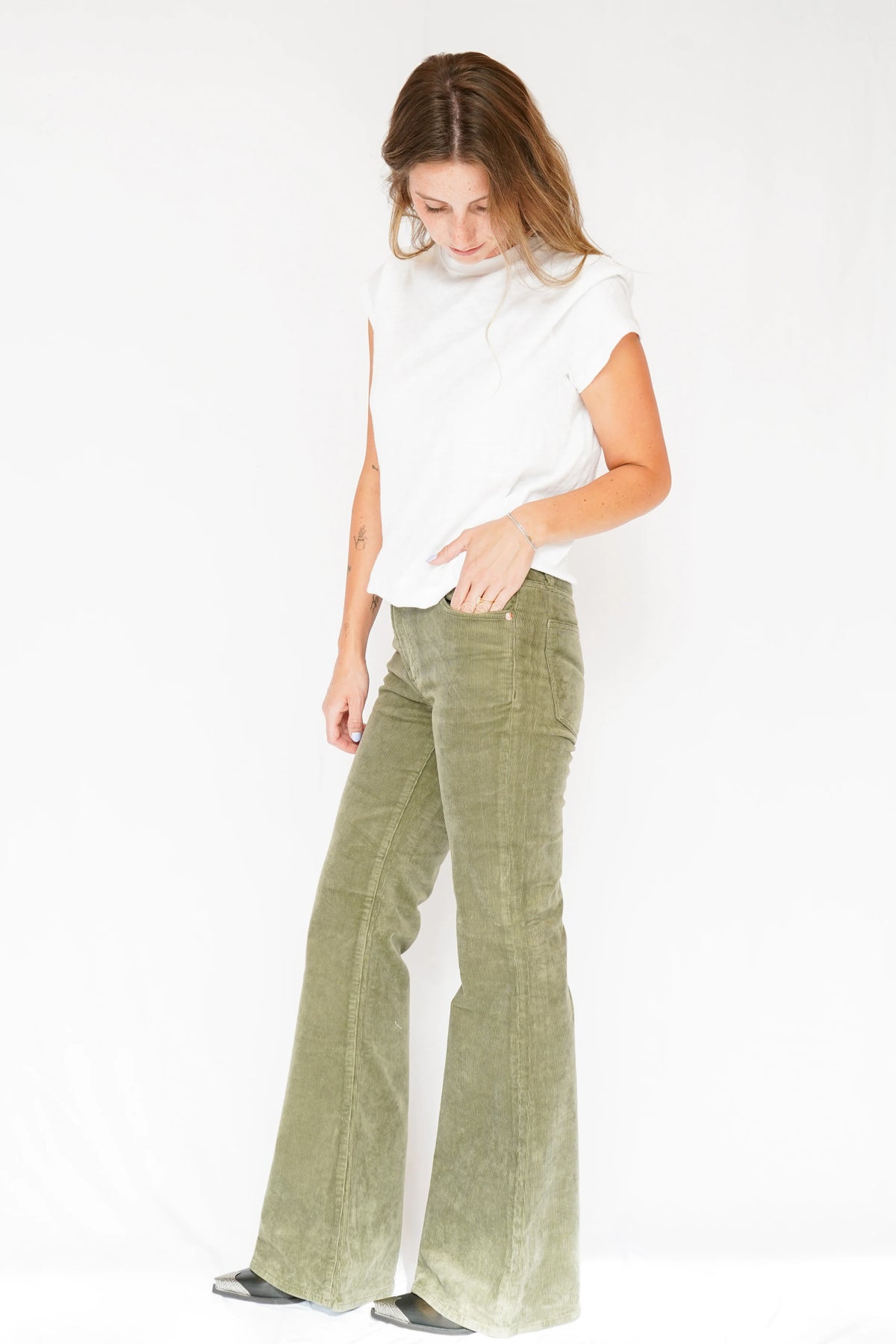 Kinsley Mid Rise Ultra Flare in Sequoia