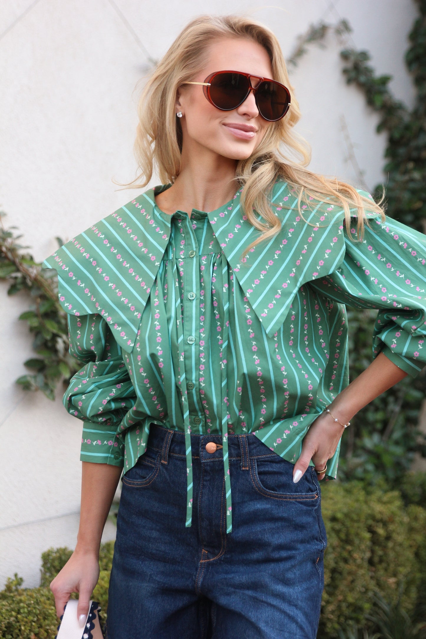 Floral Ditzy Stripe Collar Button Top