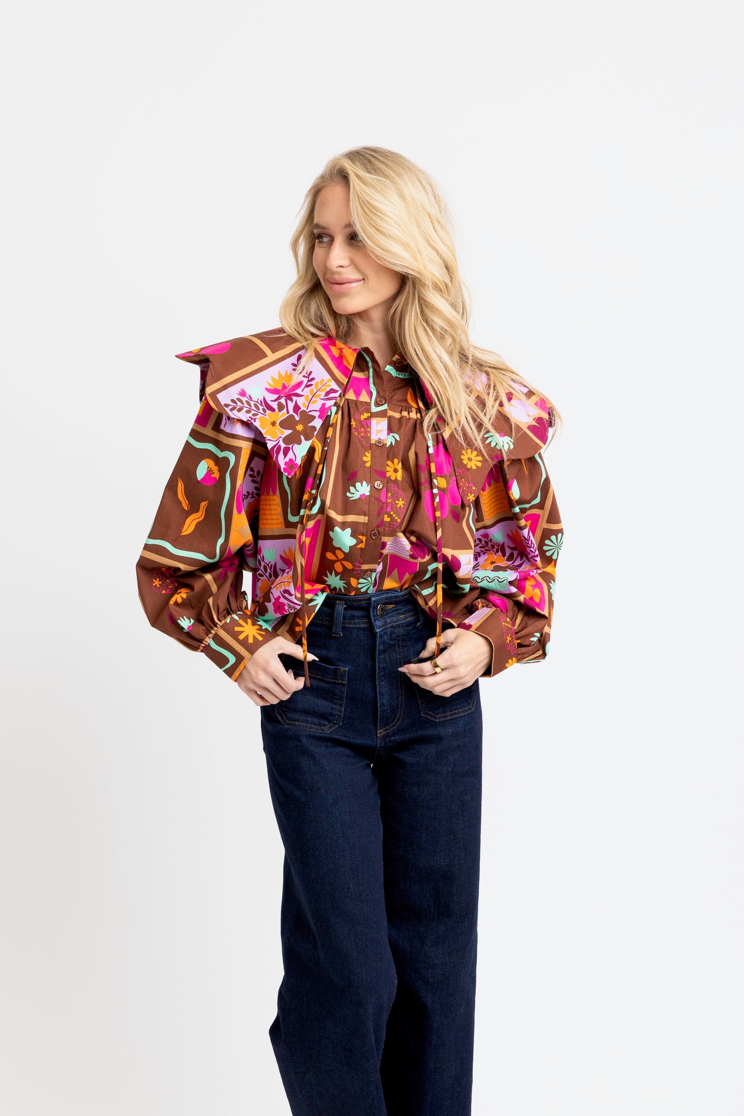 Floral Frame Collar Button Top