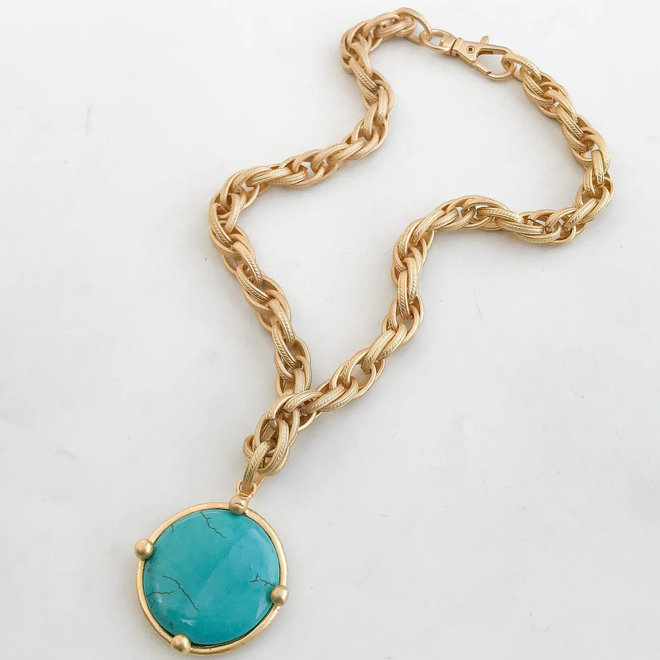 Twisted Etched Chain