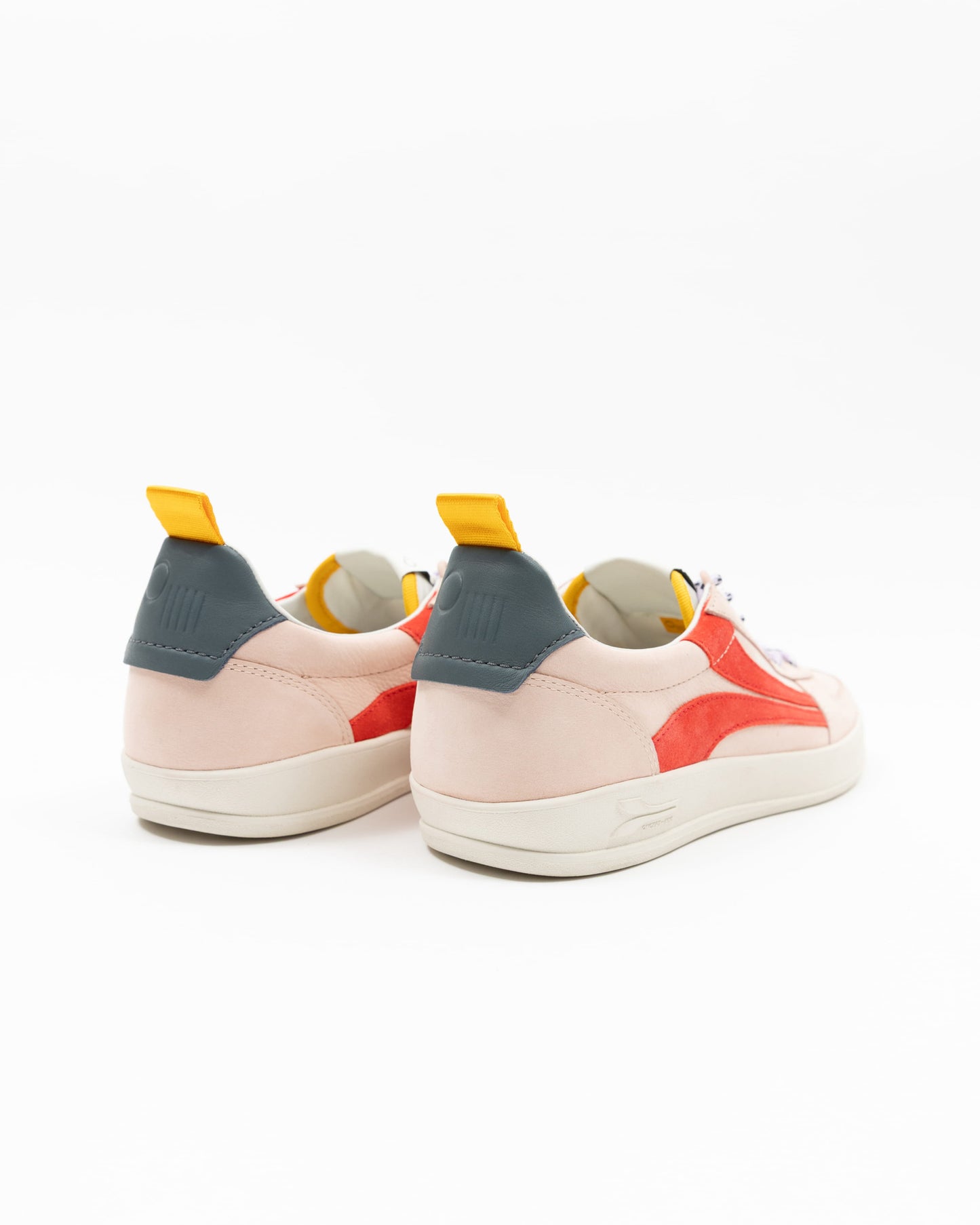 Fez Retro Sneaker in Dreamy Pink