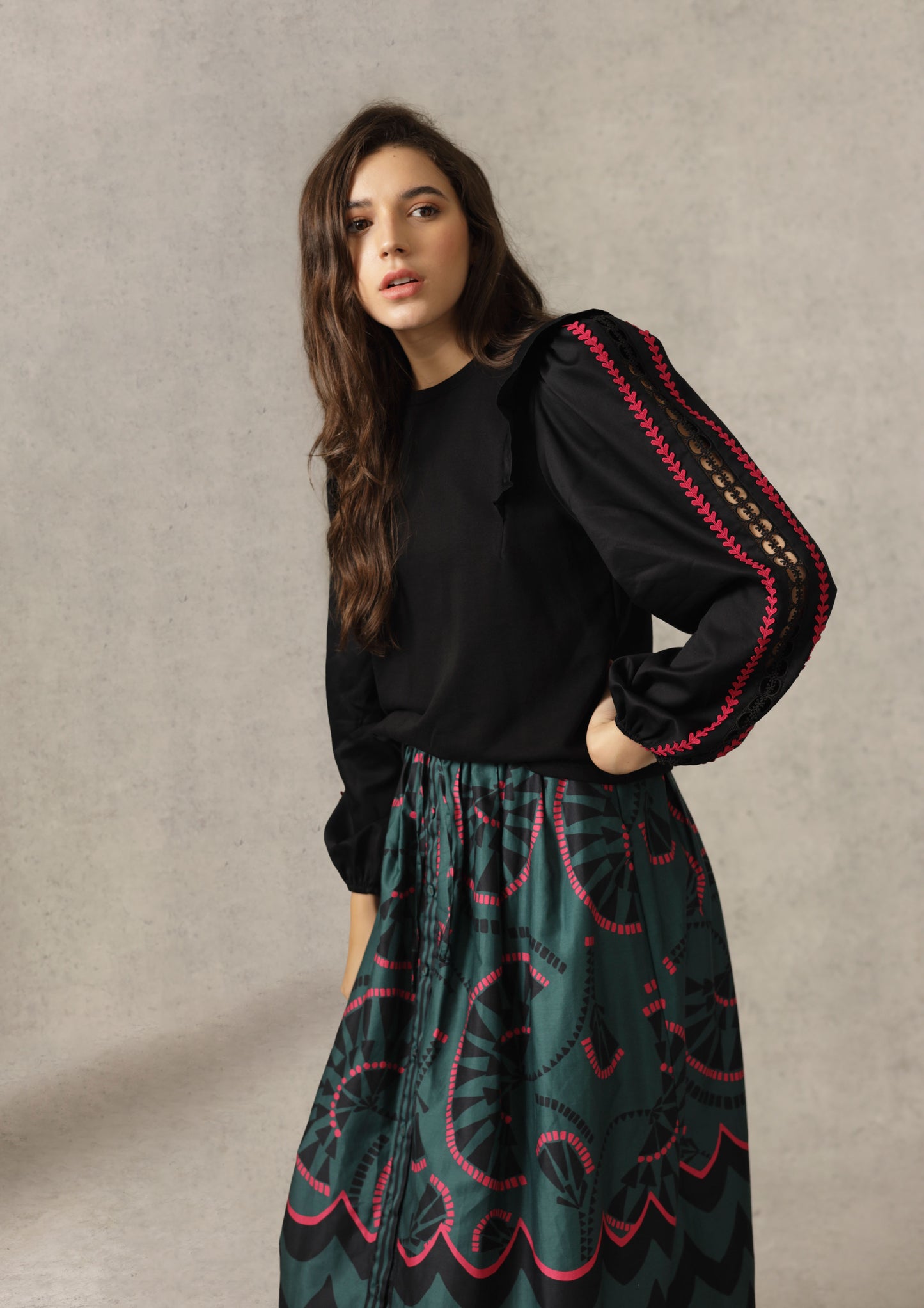 Kacey Sweatshirt in Black