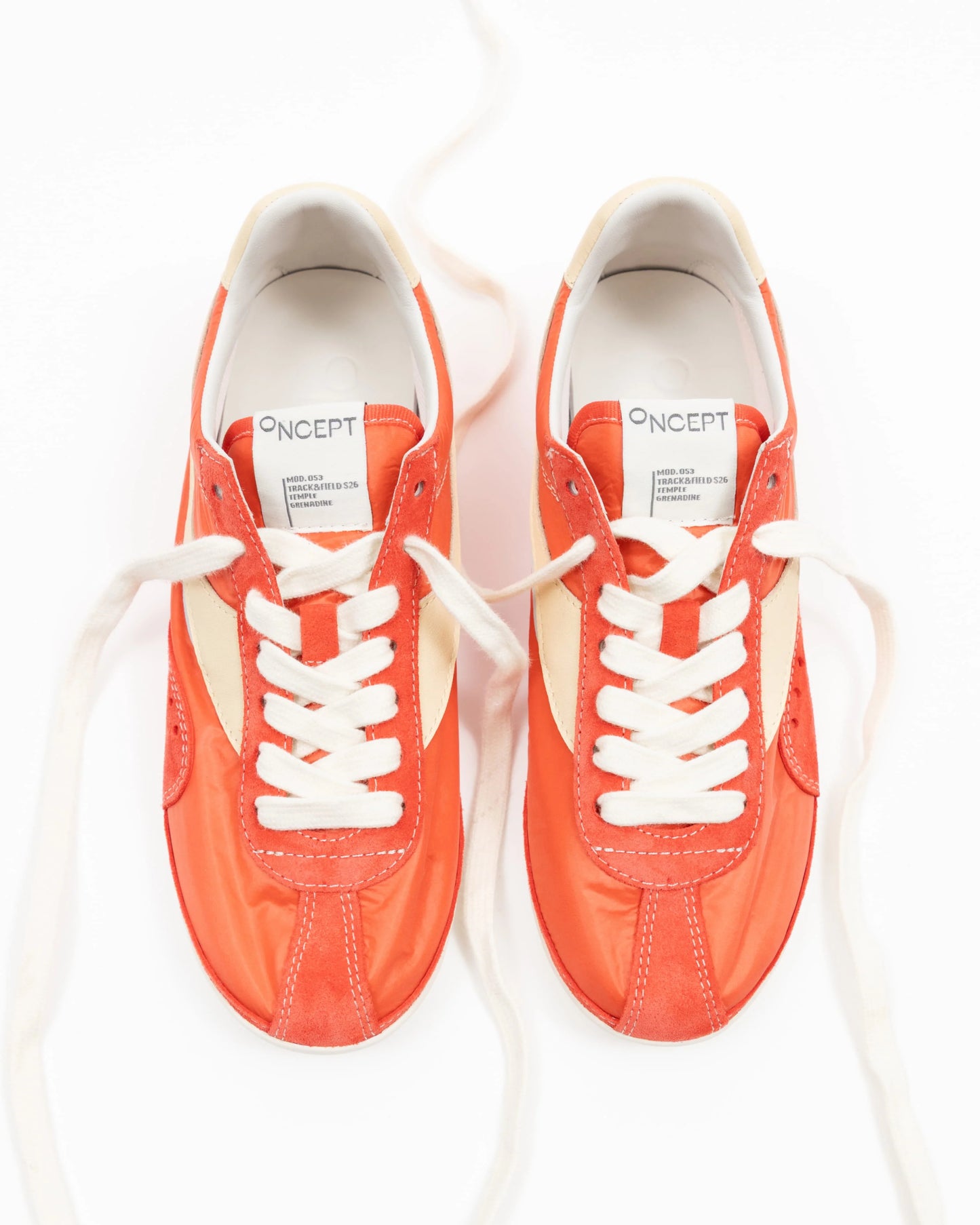 Temple Flat Sneaker