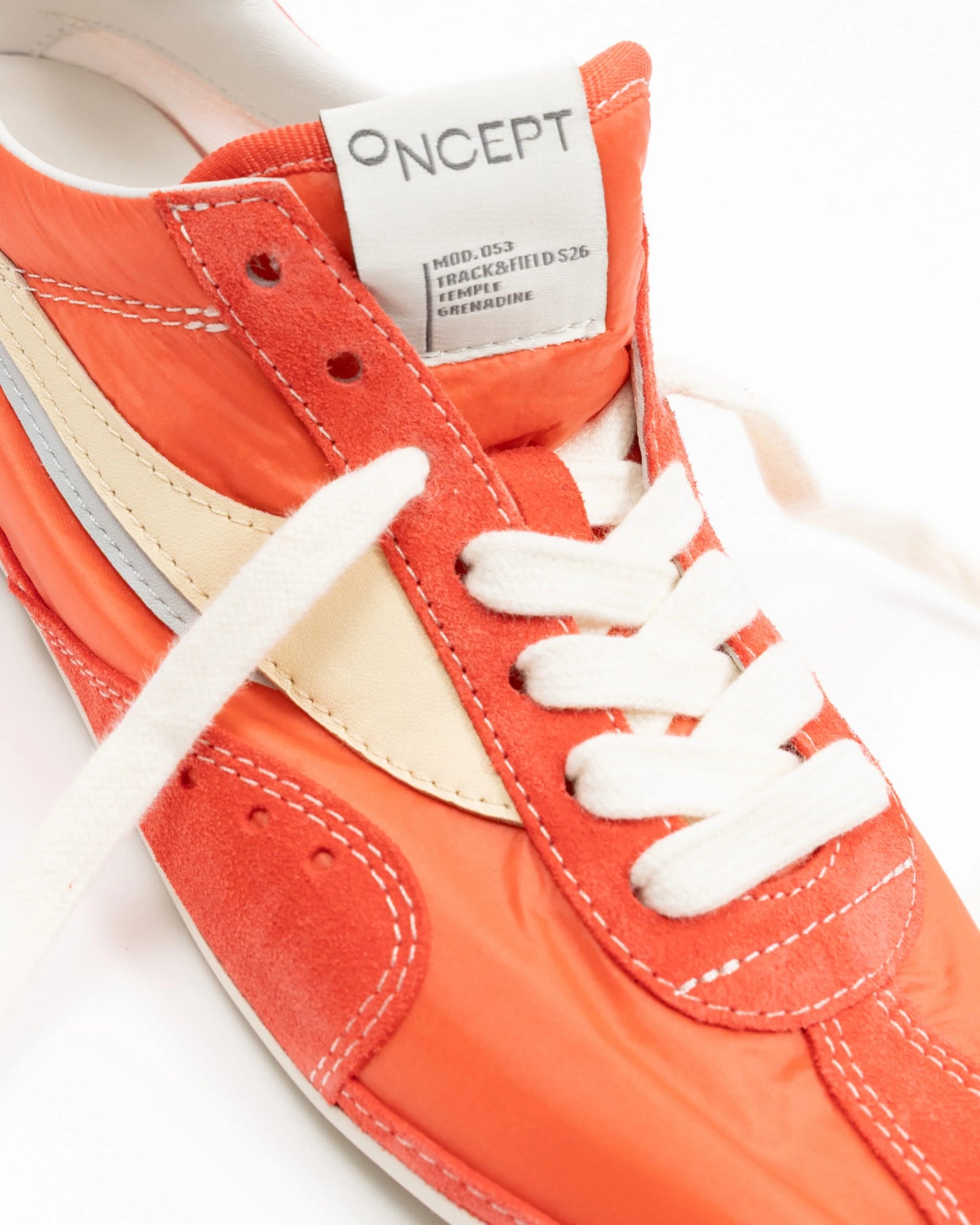 Temple Flat Sneaker