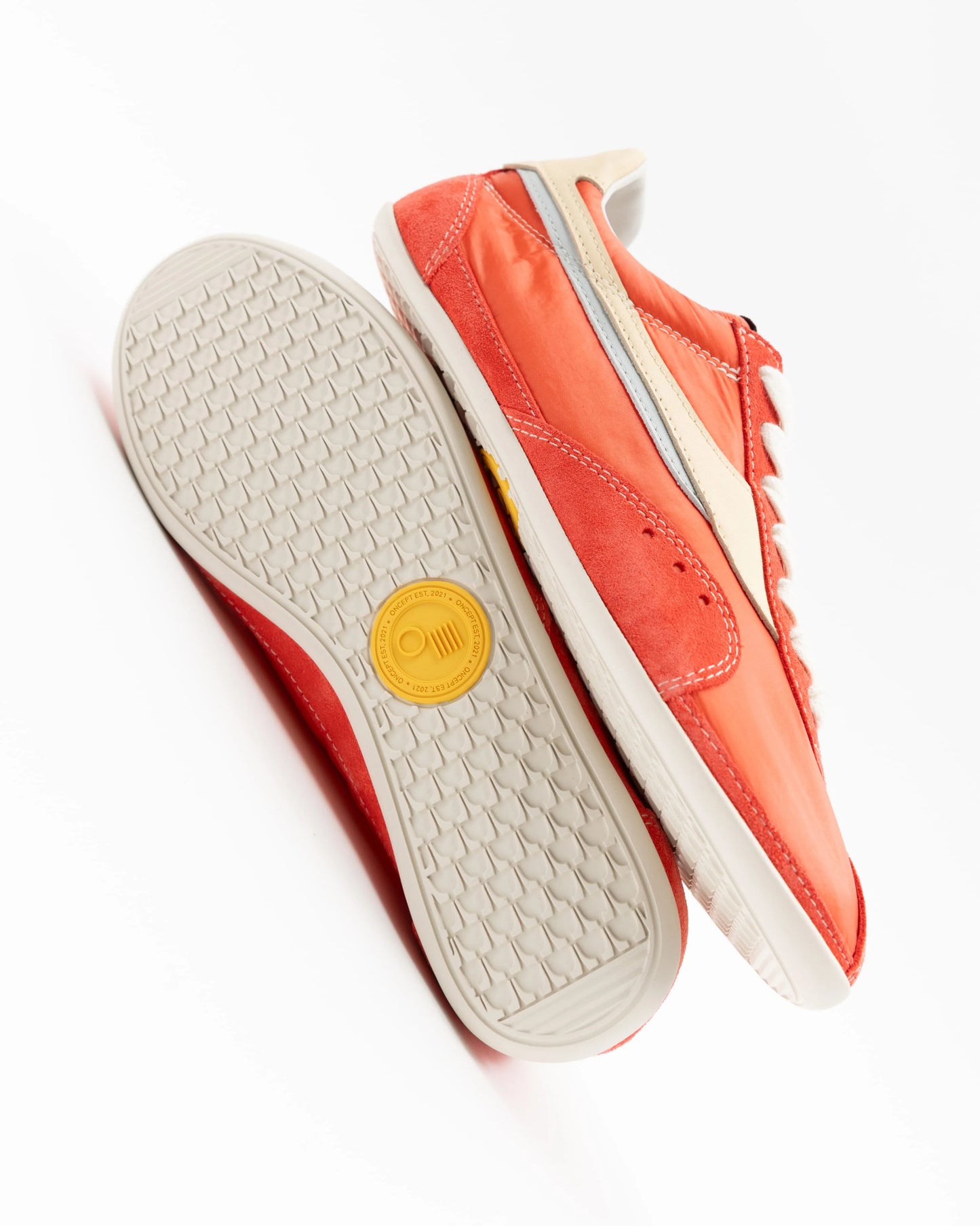 Temple Flat Sneaker