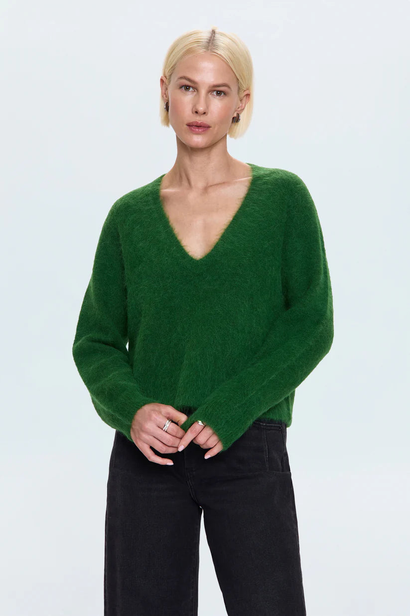 Kit V-Neck Long Sleeve Pullover Sweater in Wintergreen