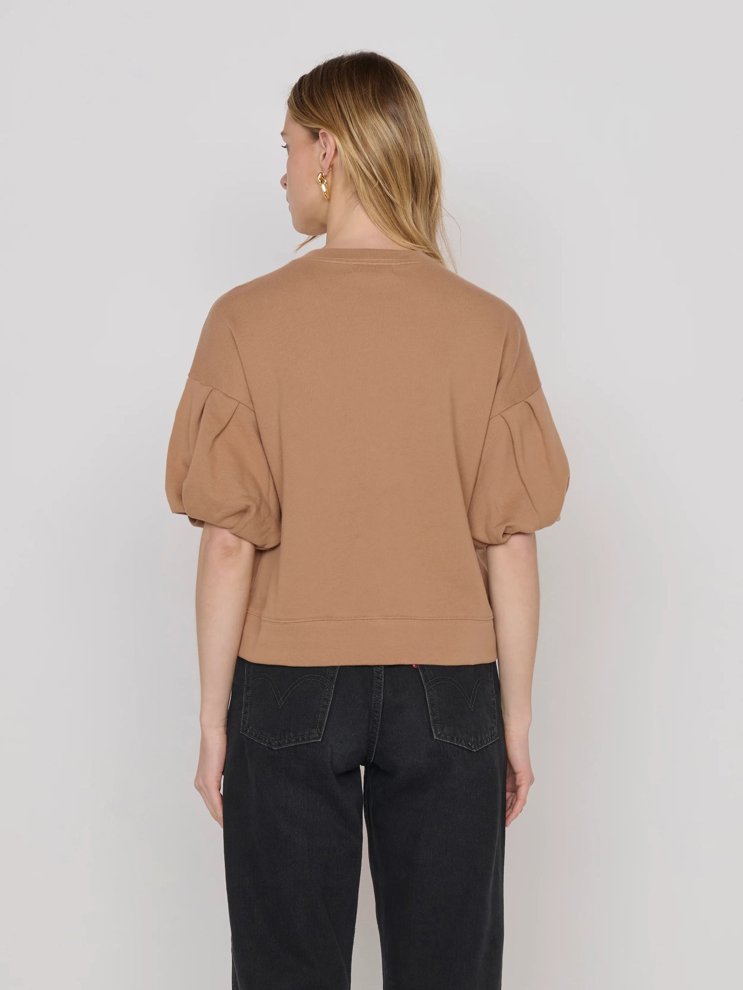 Nikki Sweatshirt in Palo Santo