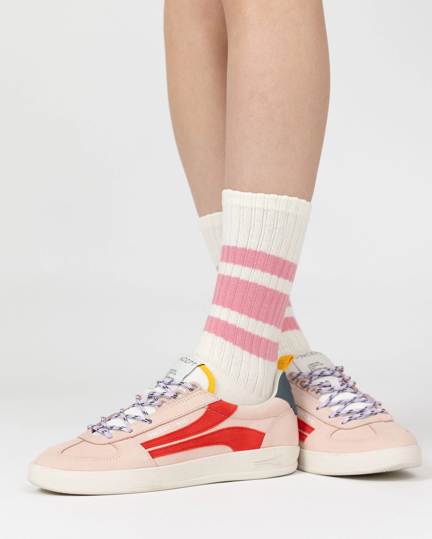 Fez Retro Sneaker in Dreamy Pink
