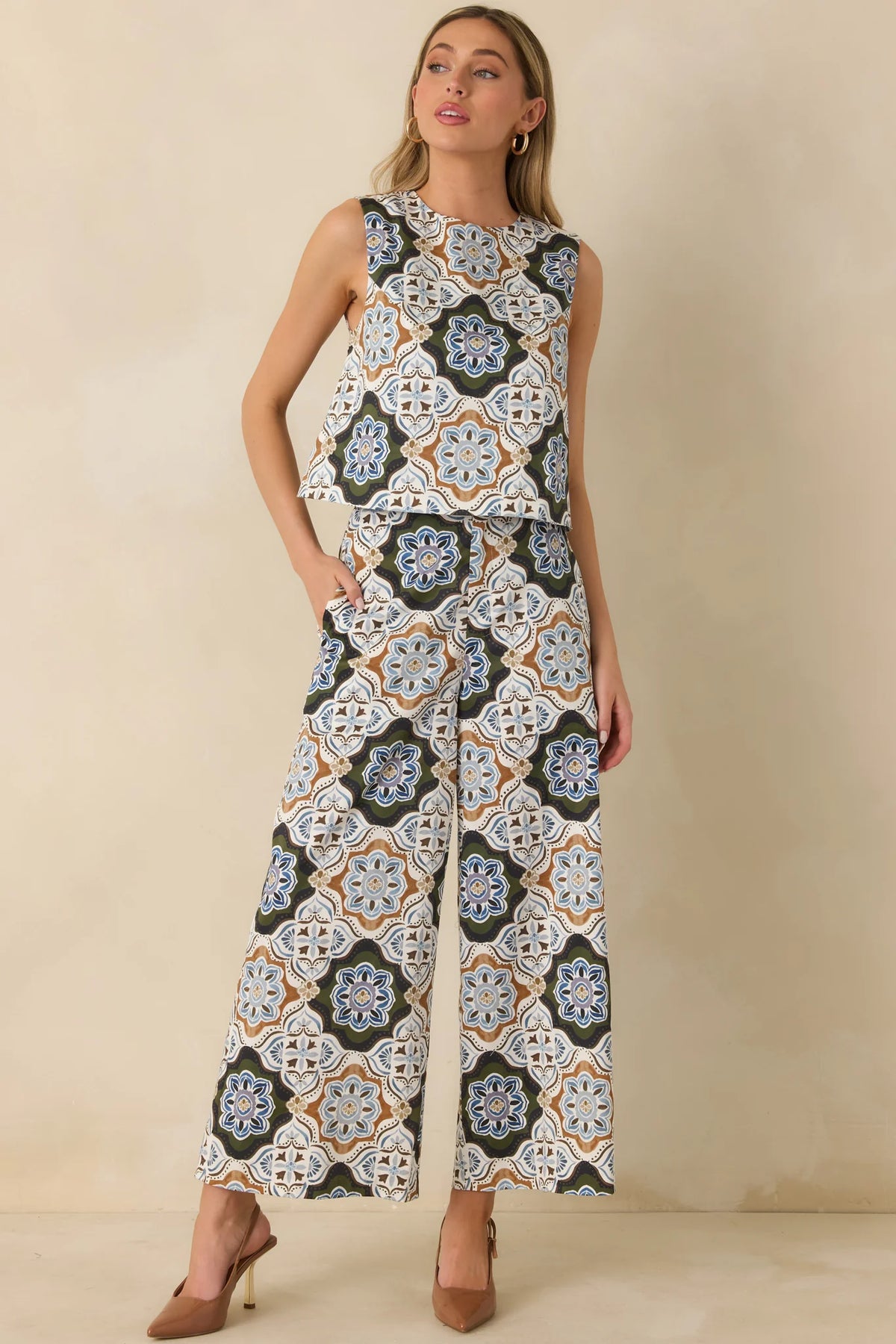 Barrett Crop Pants in Manor House