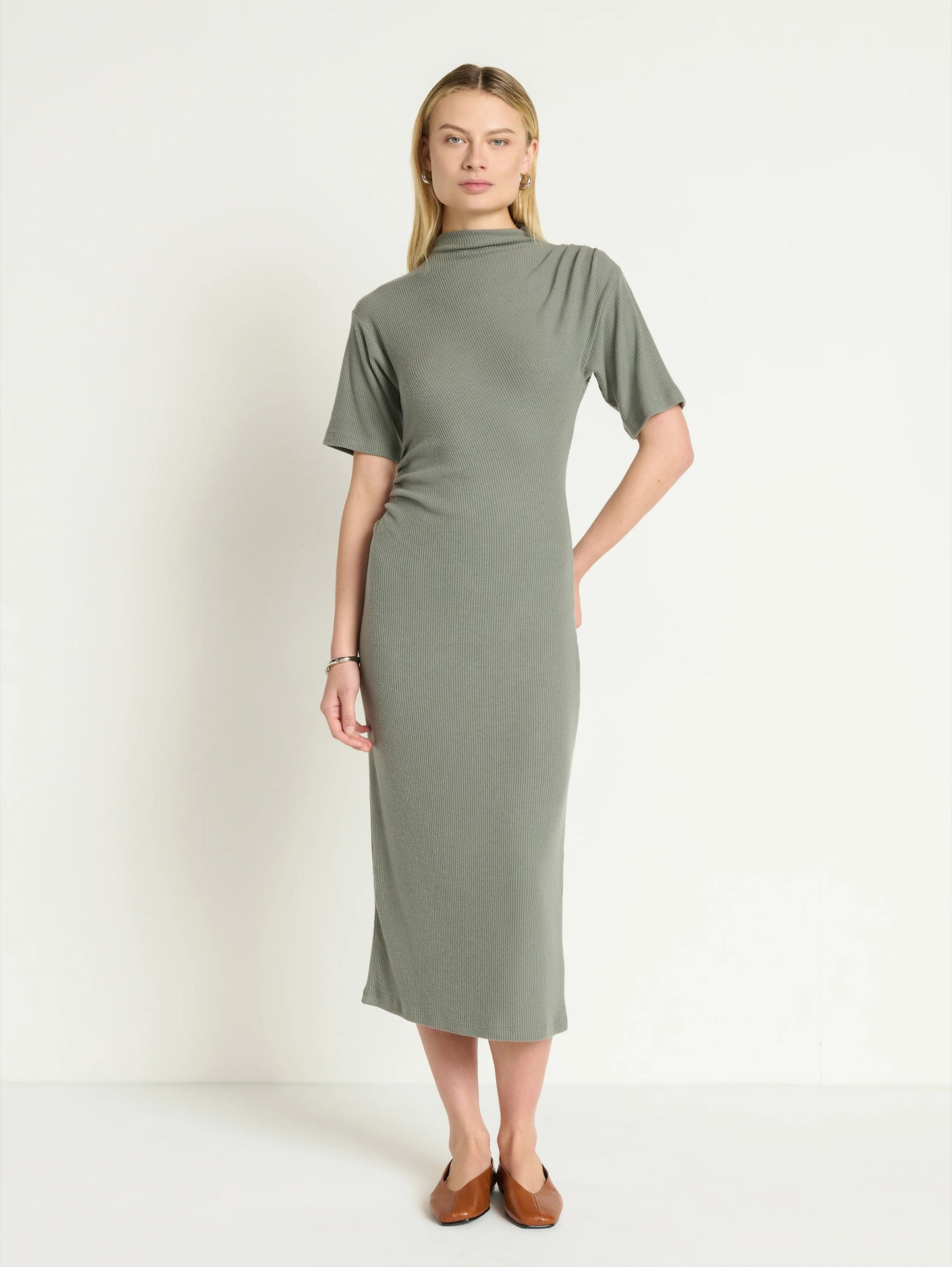 Rebecca Midi Dress in Castor Grey
