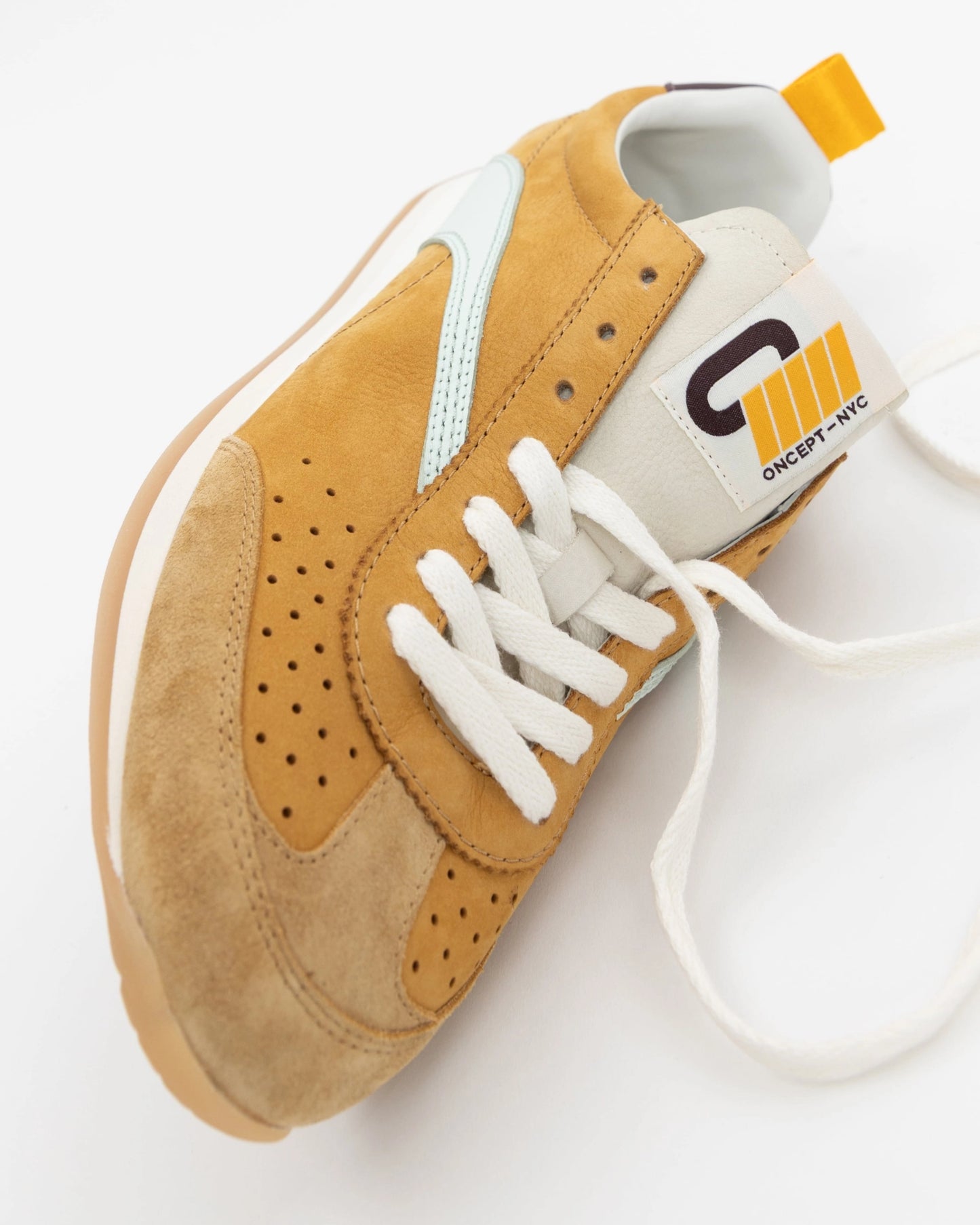 Stockholm Heritage Trainer in Caramel