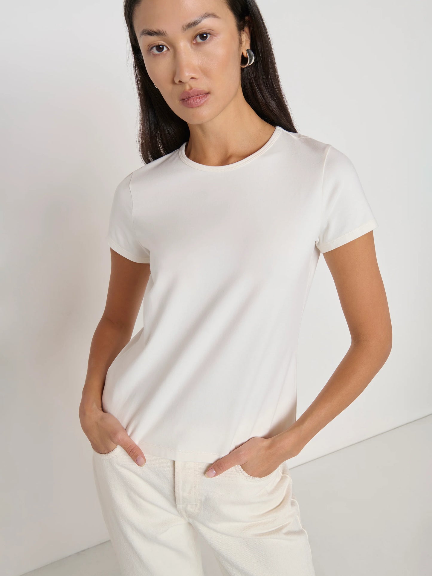 Tavi Crew Neck Tee in Porcelain