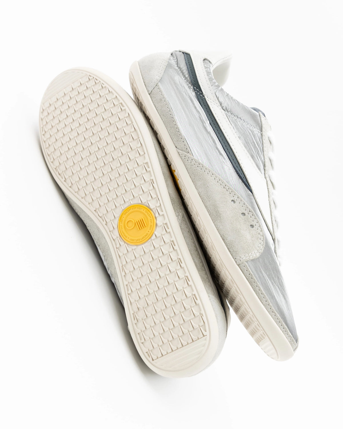 Temple Flat Sneaker in Platinum