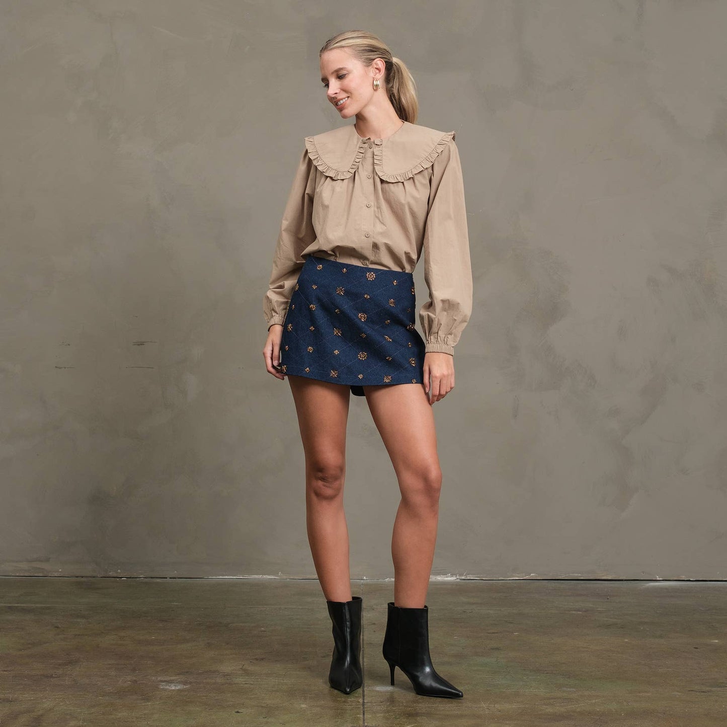 Frill Collar Cotton Blouse