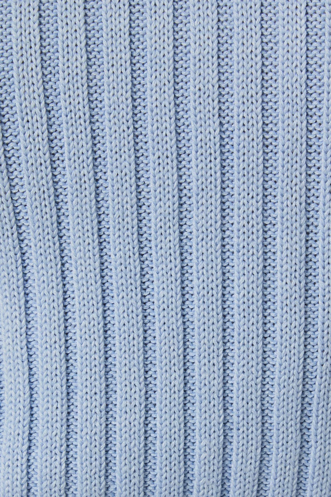 Short Puff Sleeve Lightweight Knit Sweater