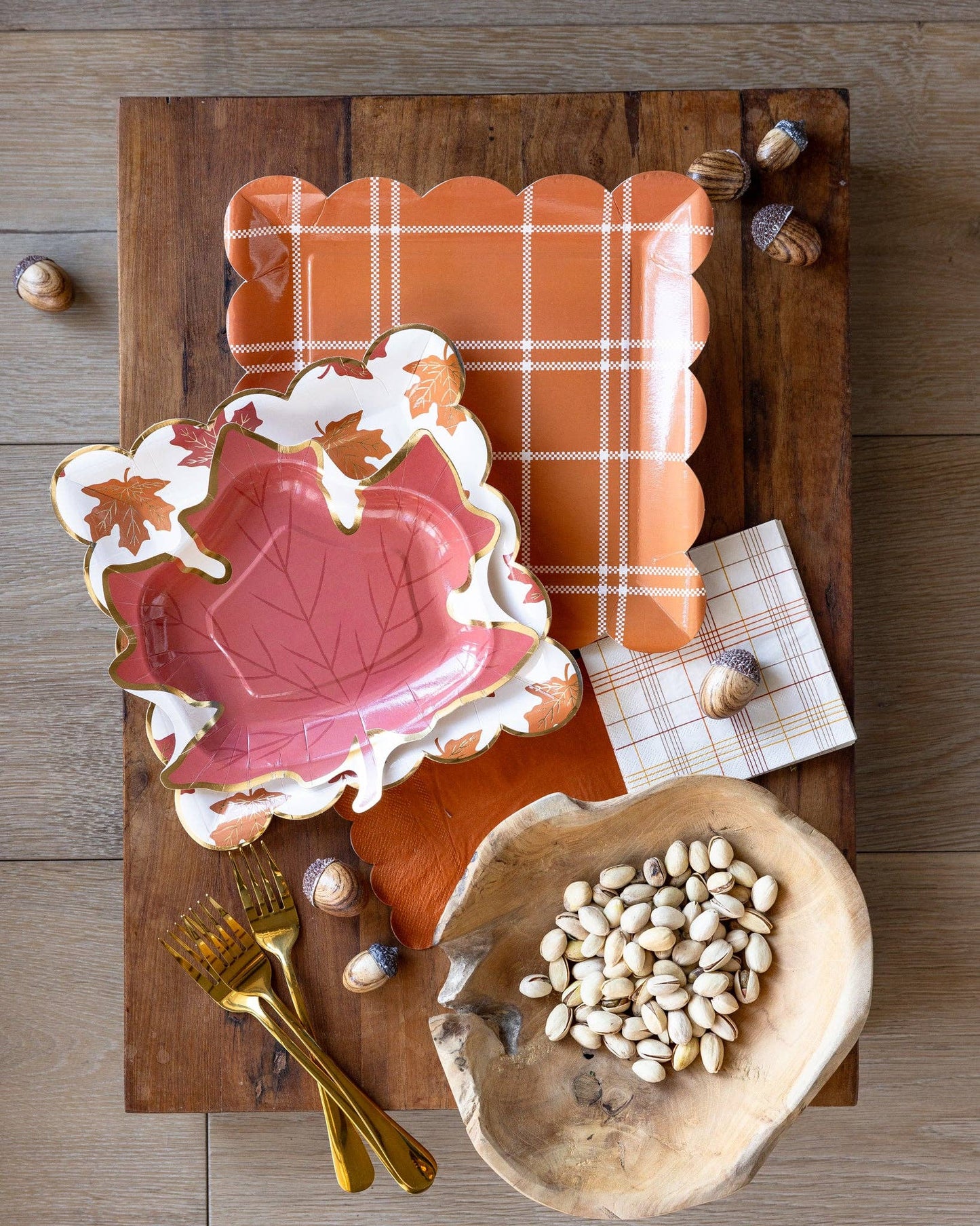 GBL1243 - Rust Windowpane 10" Paper Plate