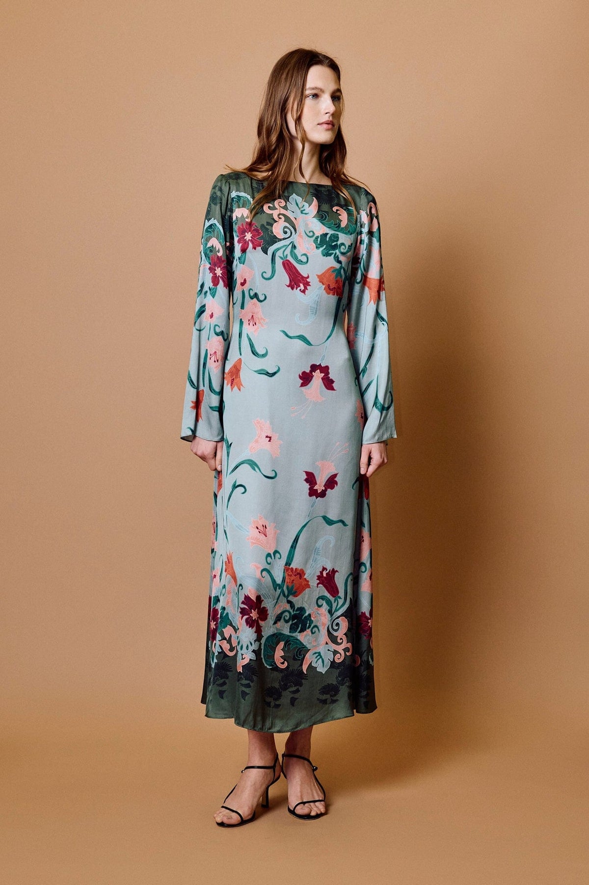 Isobel Ankle Dress in Lys